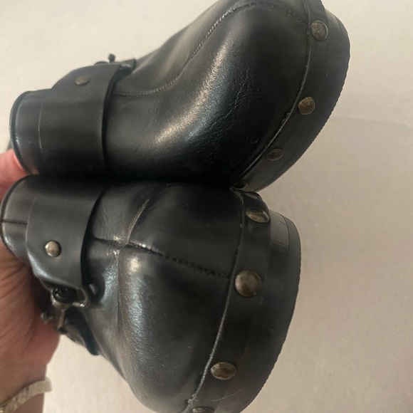 Enzo Angiolini leather studded mule heels - Picture 11 of 12